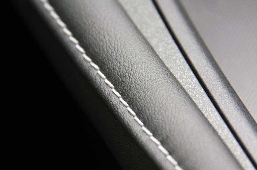 Lexus CT200h 2010 года  (фото 123 из 266)